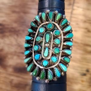 Sterling VINTAGE Zuni turquoise ring 7.5